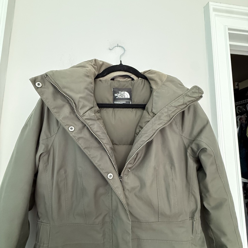 The North Face Arctic Parka Sz S Olive 550 Fill Down Dryvent Hood Missing Fur - Picture 2 of 11